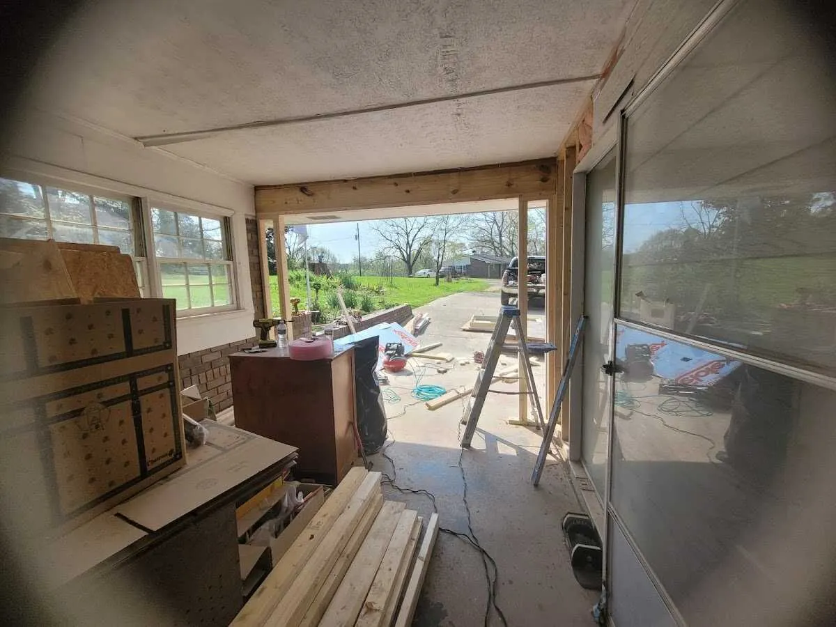 Air movers and dehumidifier for Drying & Dehumidification in Forest Hill